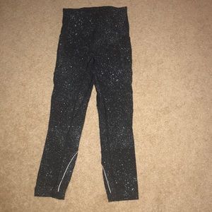 LULULEMON LEGGINGS NEVER WORN